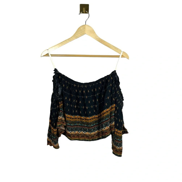 FARM Rio Off the Shoulder Bell Sleeve Flowy Patterned Blouse in Black Multi OS - Picture 1 of 8